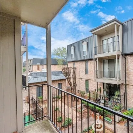 Rent this 1 bed condo on 2479 Underwood Street in Houston, TX 77030