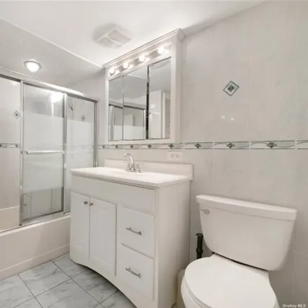 Image 6 - 397 Prospect Avenue, New York, NY 11215, USA - Townhouse for sale