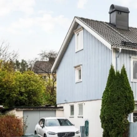 Rent this 5 bed house on Morgongatan 11 in 415 13 Gothenburg, Sweden