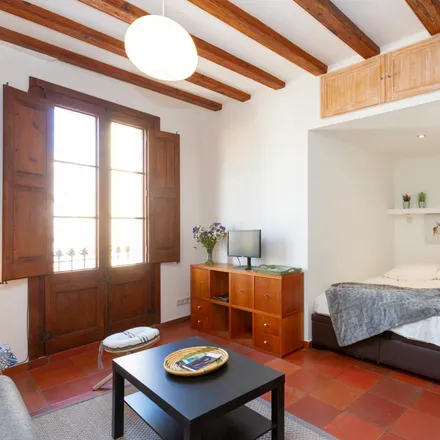 Rent this studio apartment on Carrer d'Igualada in 12, 08012 Barcelona