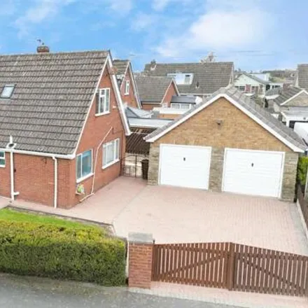 Buy this 3 bed house on Norfolk Avenue in Burton Stather, DN15 9DE