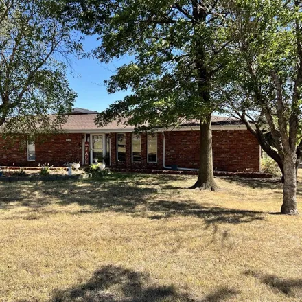 Buy this 4 bed house on 1819 North H Street in Wellington, KS 67152