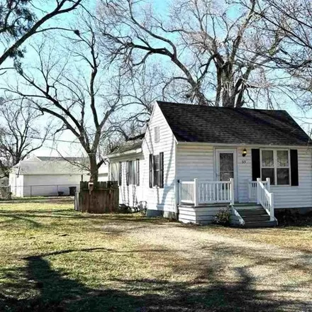 Buy this 2 bed house on 547 North 12th Street in Salina, KS 67401