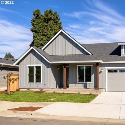 Buy this 3 bed house on 3277 Jasper Road in Springfield, OR 97478