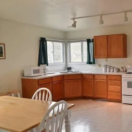 Rent this 2 bed apartment on Wapiti in WY, 82450