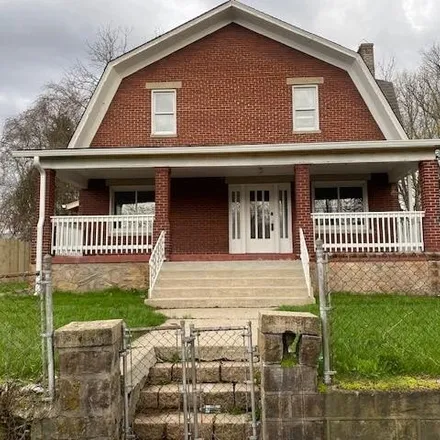 Buy this 4 bed house on 110 Mason St in Beckley, West Virginia