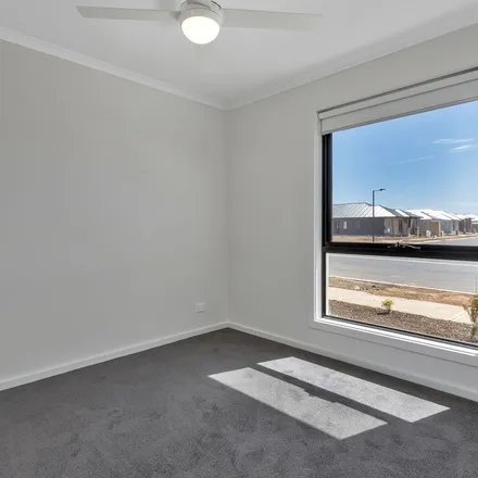 Rent this 4 bed apartment on Pasanda Road in Munno Para West SA 5115, Australia