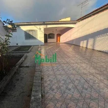 Buy this 3 bed house on Rua Lobato in Cidade Edson, Suzano - SP