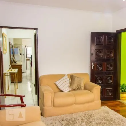 Rent this 4 bed house on Rua Fernando Pessoa in Parque Marajoara, Santo André - SP