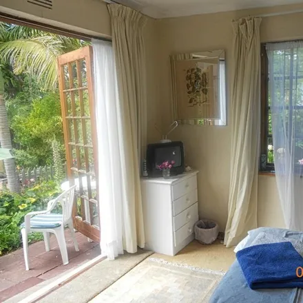 Image 5 - Knysna Local Municipality, Upper Central Town, WC, ZA - House for rent