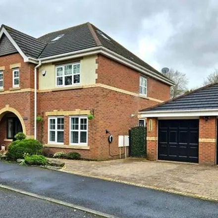 Buy this 5 bed house on Regents Hill in Horwich, BL6 4PN