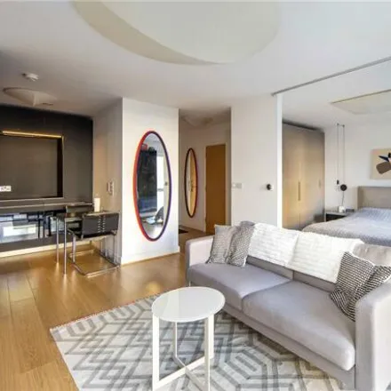 Image 8 - Longbow Apartments, 71 St Clements Avenue, London, E3 4XZ, United Kingdom - Apartment for sale