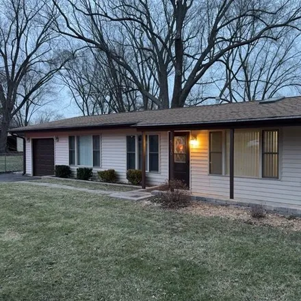 Rent this 3 bed house on 5410 Lucina Ave in McHenry, Illinois