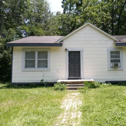 Rent this 3 bed house on 1227 Dena St