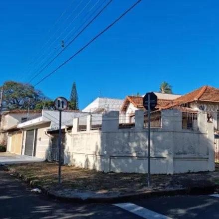 Buy this 3 bed house on Rua José Benetti in Vila Pelicano, São Carlos - SP