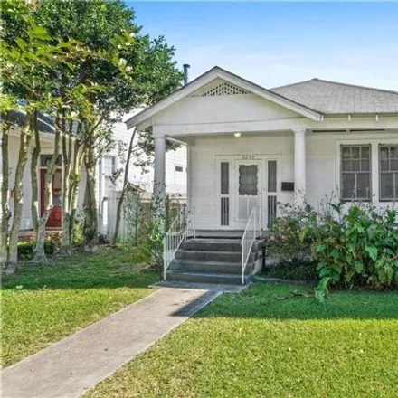 Buy this 2 bed house on 6235 General Diaz Street in Lakeview, New Orleans