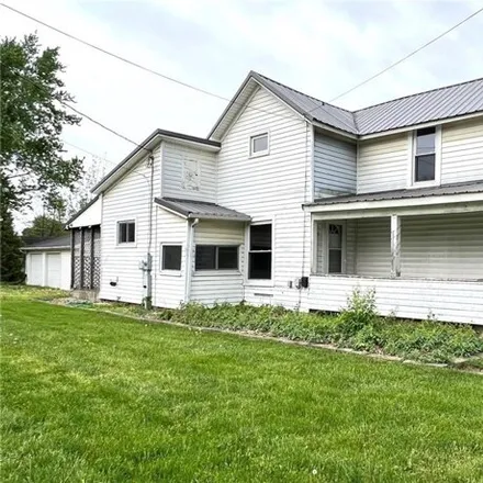 Buy this 3 bed house on 363 West Spring Street in South Park, Upper Sandusky