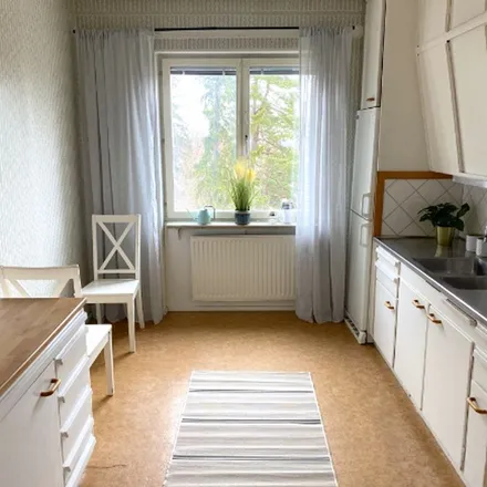 Rent this 2 bed apartment on Mariekällgatan 38 in 151 45 Södertälje, Sweden