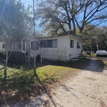 Buy this studio apartment on 23205 Southeast Roosevelt Avenue in High Springs, Alachua County