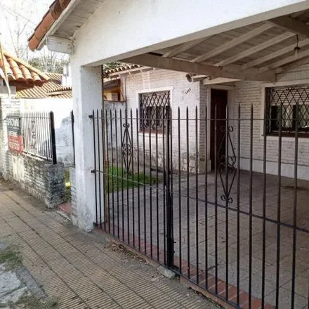 Buy this 2 bed house on José Murature 1813 in Adrogué, Argentina