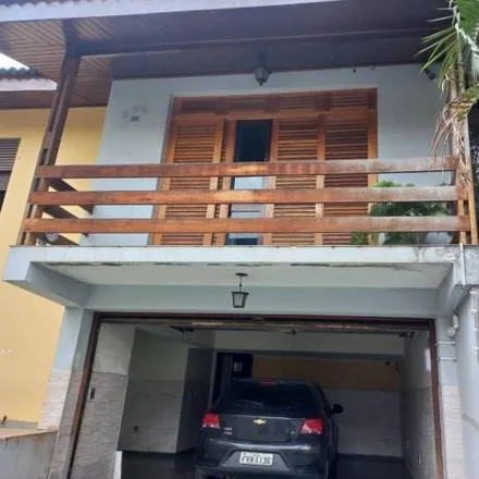 Buy this 3 bed house on Rua Frei Galvão in Vila Nossa Senhora das Vitórias, Mauá - SP