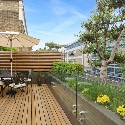 Image 2 - Clare Lane, London, N1 3HF, United Kingdom - Townhouse for rent