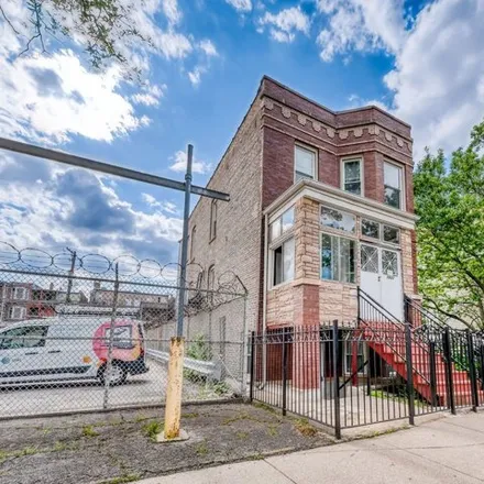 Image 1 - 1922 North Richmond Street, Chicago, IL 60647, USA - House for sale