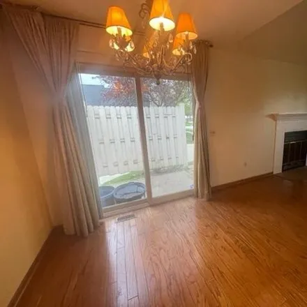 Image 6 - 1576 Dover Hill South, Walled Lake, MI 48390, USA - Condo for rent