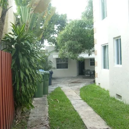 Image 1 - 6912 Northeast 5th Avenue, Bayshore, Miami, FL 33138, USA - Condo for rent