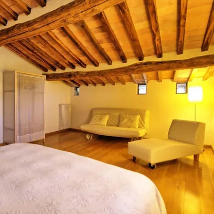 Rent this 3 bed apartment on 53034 Colle di Val d'Elsa SI