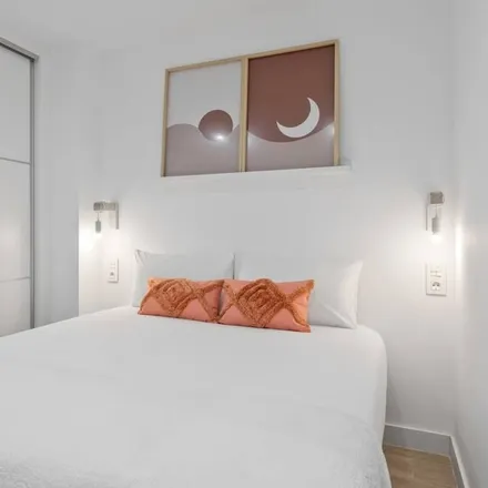 Image 5 - Puerto Banús (Hotel Pyr), Autovía del Mediterráneo, 29660 Marbella, Spain - Apartment for rent