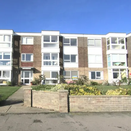 Rent this 2 bed apartment on Queen's House in Esplanade, Tendring