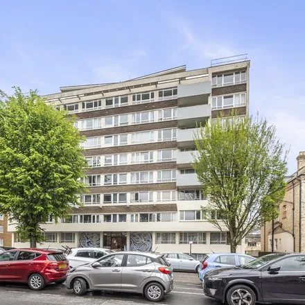 Rent this 3 bed apartment on Bowen Court in 31-35 The Drive, Hove