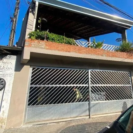 Rent this 3 bed house on Edifício The Flowers in Rua Emiliano Pedro Gonçalves, Cidade das Flores