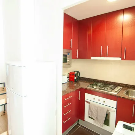 Rent this 2 bed apartment on Farmacia Andrea López in Carrer del Rosselló, 33