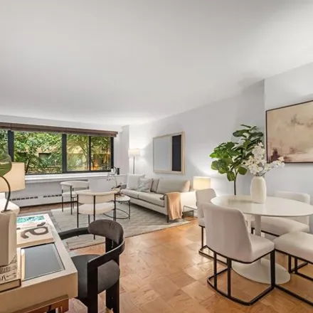 Buy this studio apartment on 16 West 16th Street in New York, NY 10011