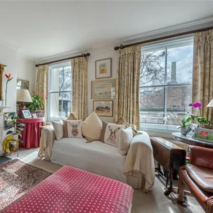 Image 2 - Grosvenor Road, London, SW1V 3LG, United Kingdom - Townhouse for sale