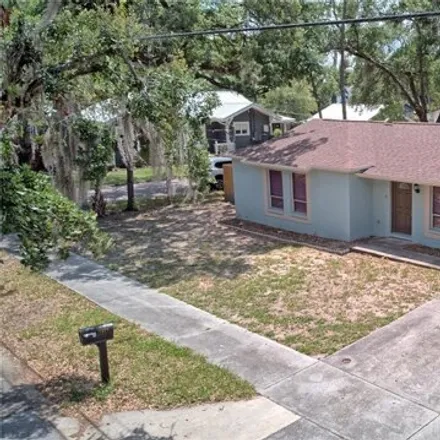 Buy this 3 bed house on 1511 E Powhatan Ave in Tampa, Florida