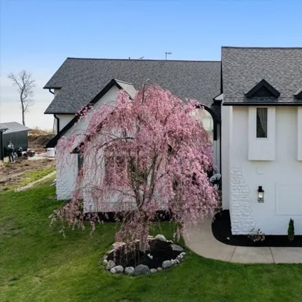 Buy this 6 bed house on 220 McGettigan Lane in Erie County, OH 43438
