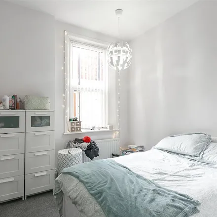 Rent this 2 bed apartment on Jesmond Metro Station in Eslington Road, Newcastle upon Tyne
