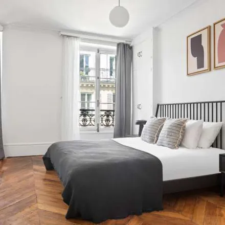 Image 5 - 31 Rue Ballu, 75009 Paris, France - Apartment for rent