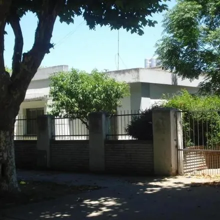 Buy this studio house on José C. Paz 182 in Partido de Marcos Paz, Marcos Paz