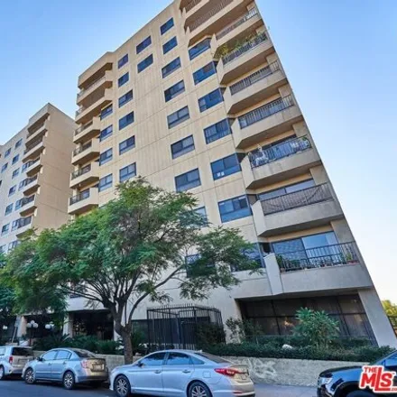 Rent this 2 bed condo on Richmore Garden Twin Towers in South Ardmore Avenue, Los Angeles
