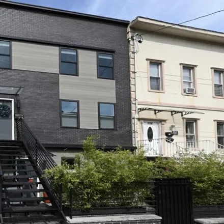 Buy this 3 bed condo on Jersey Drugs in Hutton Street, Jersey City