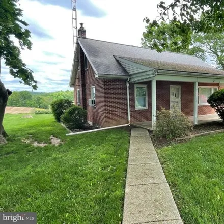 Rent this 4 bed house on 165 Smithville Road in Providence Township, PA 17560