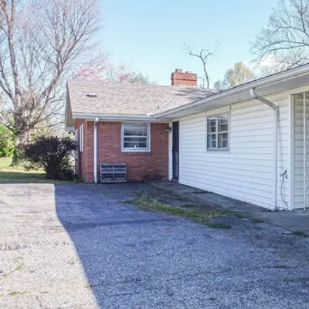 Image 3 - 925 West Clay Street, Clinton, Hickman County, KY 42031, USA - House for sale