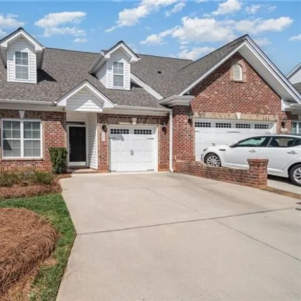 Buy this 3 bed townhouse on 578 Queensbury Drive in Davidson County, NC 27127