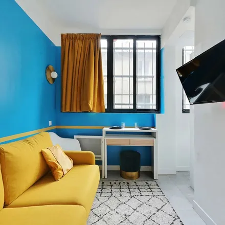Rent this 1 bed apartment on 118 Rue de Belleville in Paris, France
