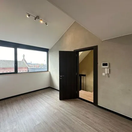 Image 4 - Rue du Pourcelet 5, 7000 Mons, Belgium - Apartment for rent