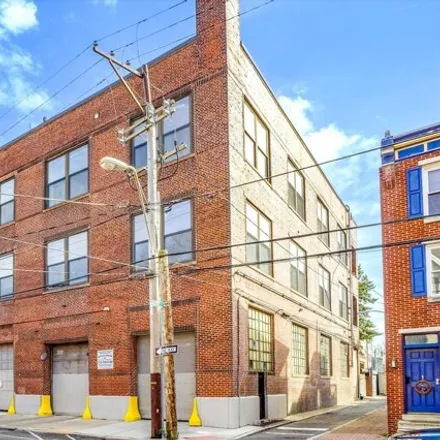 Buy this 4 bed condo on 700 South 10th Street in Philadelphia, PA 19147